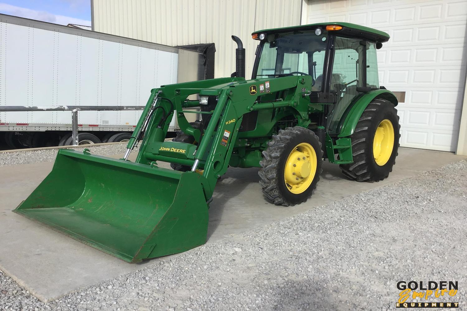 2015 John Deere 5055E MFWD